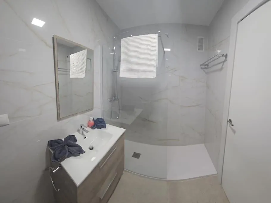 Tao City Center Apartment With Fee Wifi And Air Con By Namaste Elite Torremolinos
